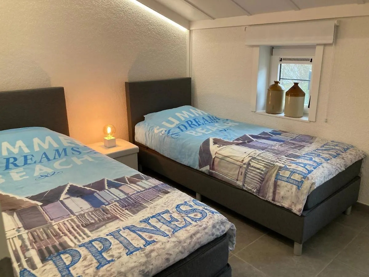 Nieuwendamme 130 Vakantiewoning Voor 6 Personen Nieuport 0*,  Belgique