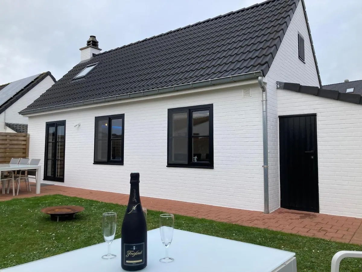 Hébergement de vacances Nieuwendamme 130 Vakantiewoning Voor 6 Personen Nieuport Belgique